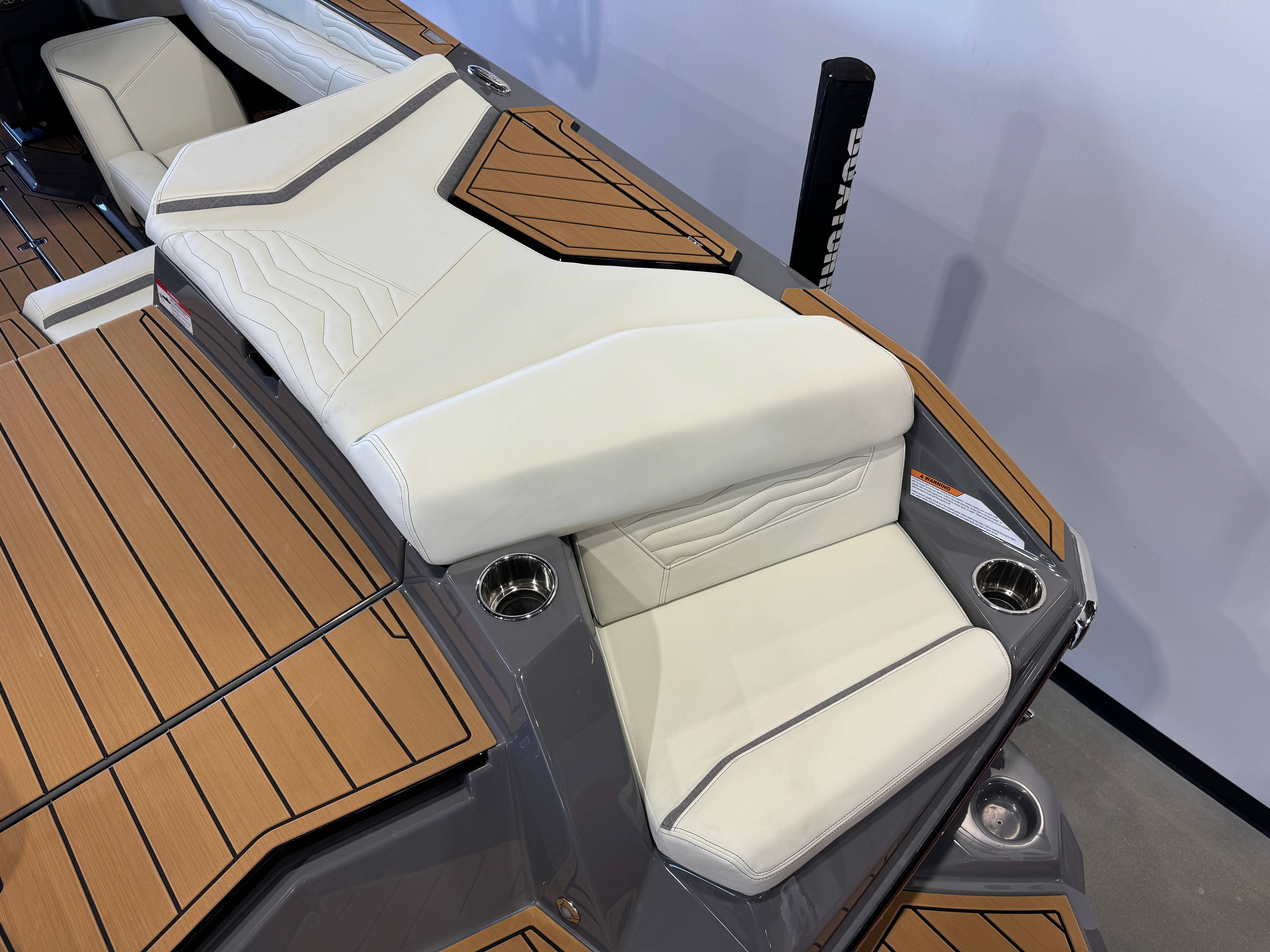 2025 Nautique Super Air Nautique G23 - 12