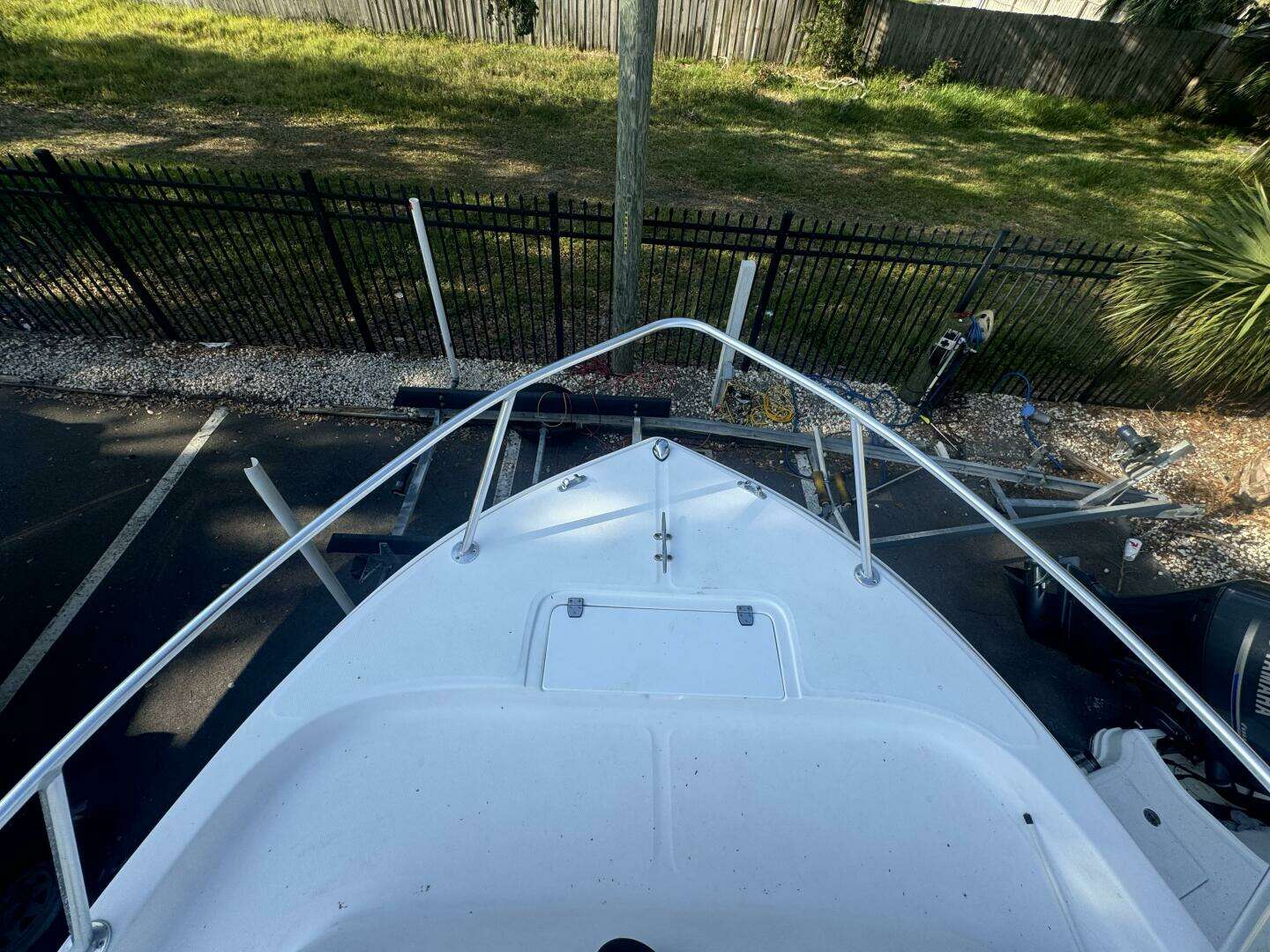 2004 Angler 220 Walkaround - Image 16