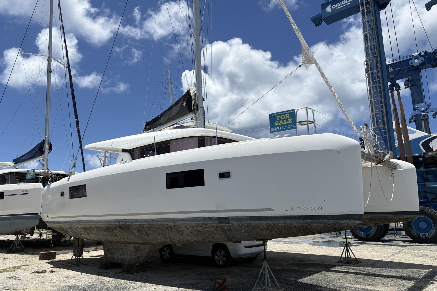 2019 Lagoon 42