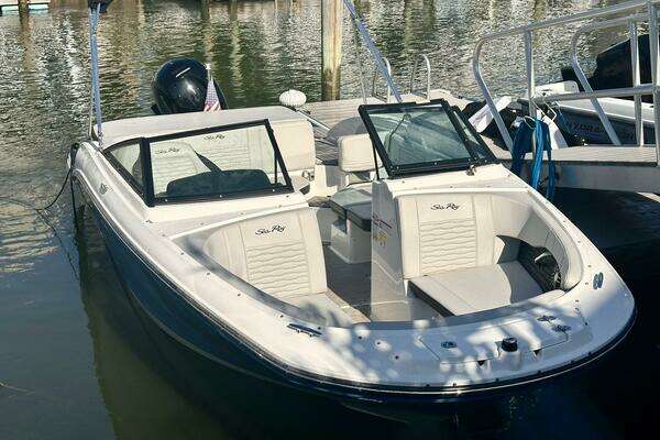 2023 Sea Ray 190 OB SPX