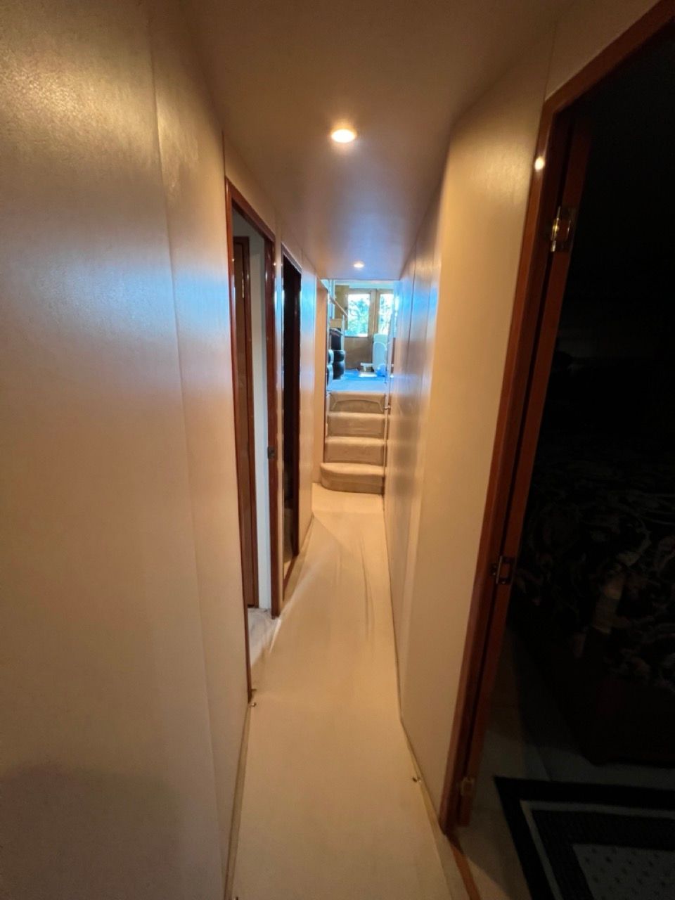 2002 Viking 61 Enclosed Bridge - 87