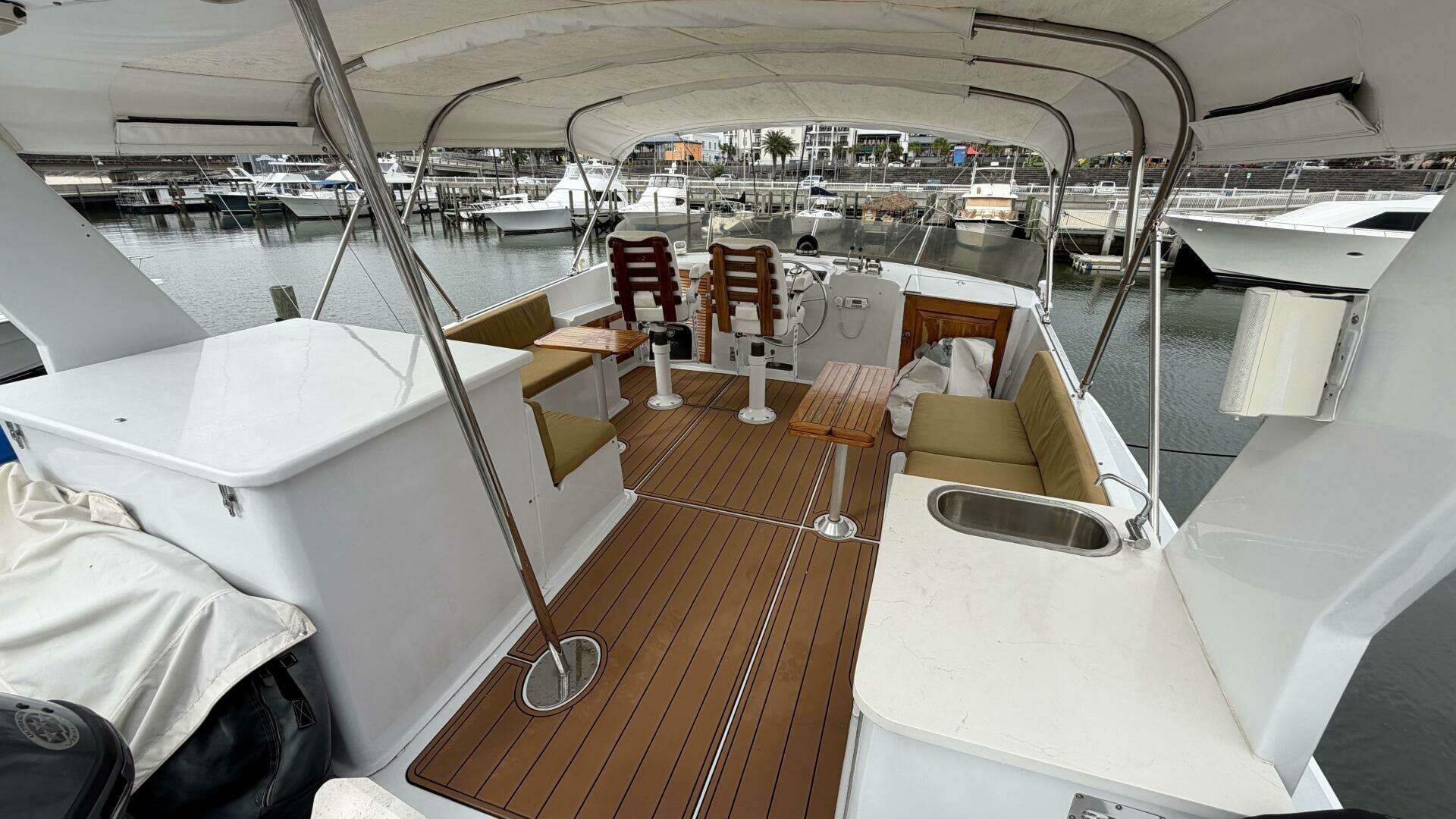 1982 Island Gypsy — - Image 22