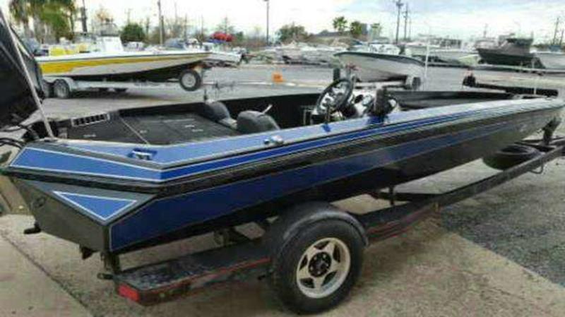 1990 Razor marine - 17