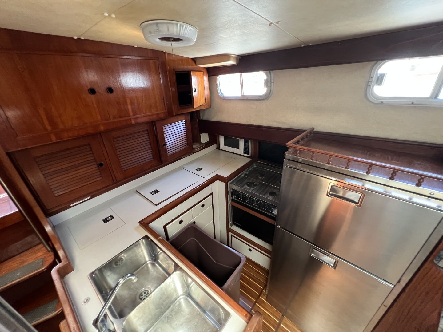 1977 Fisher 46 - Image 14