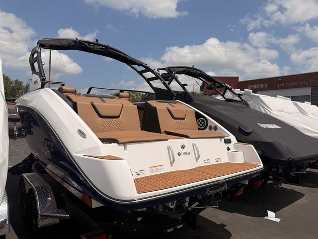 2026 Yamaha Boats 222SE - 4