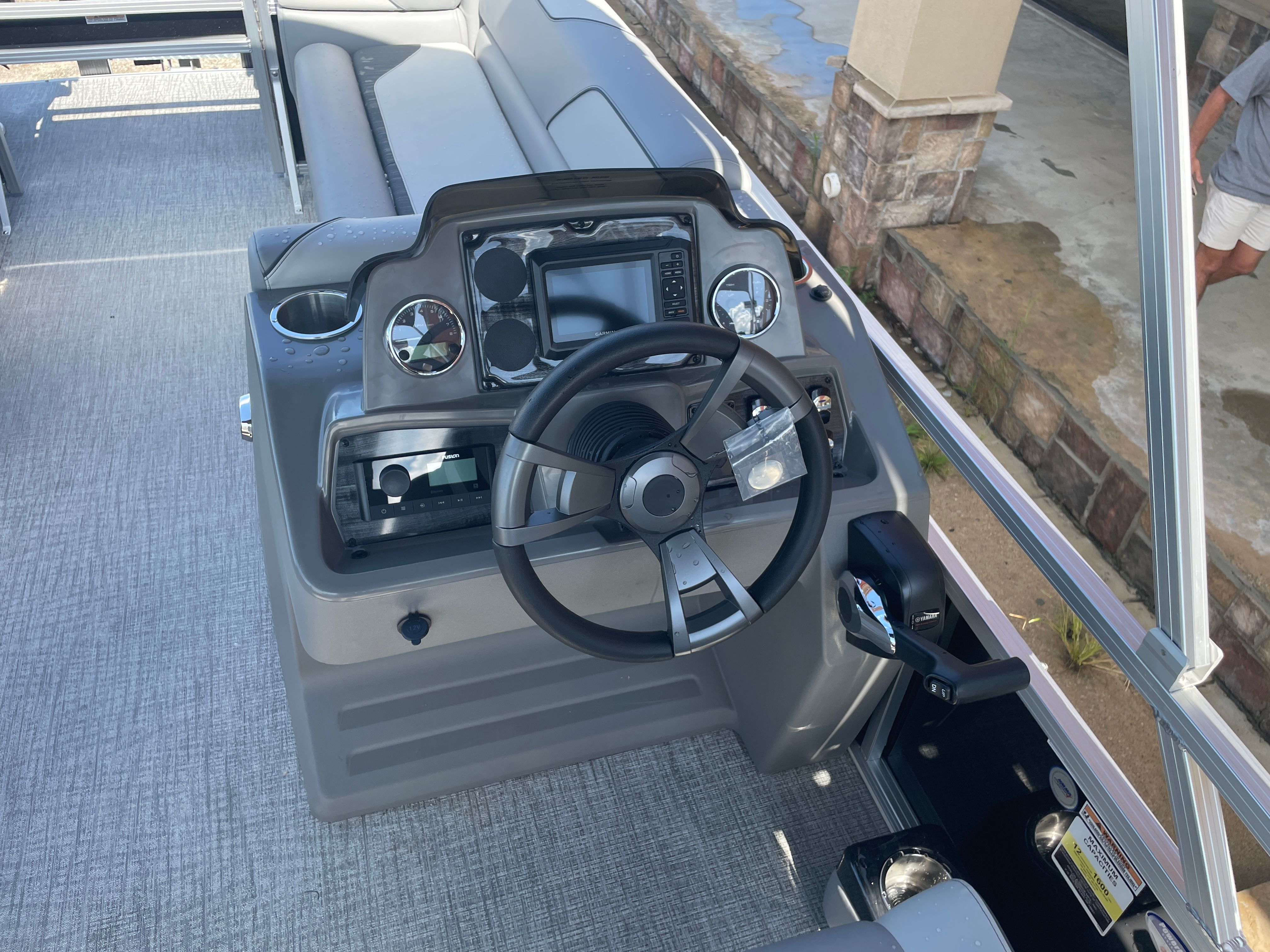 2025 Avalon Venture Fish N Cruise - 23' - 17