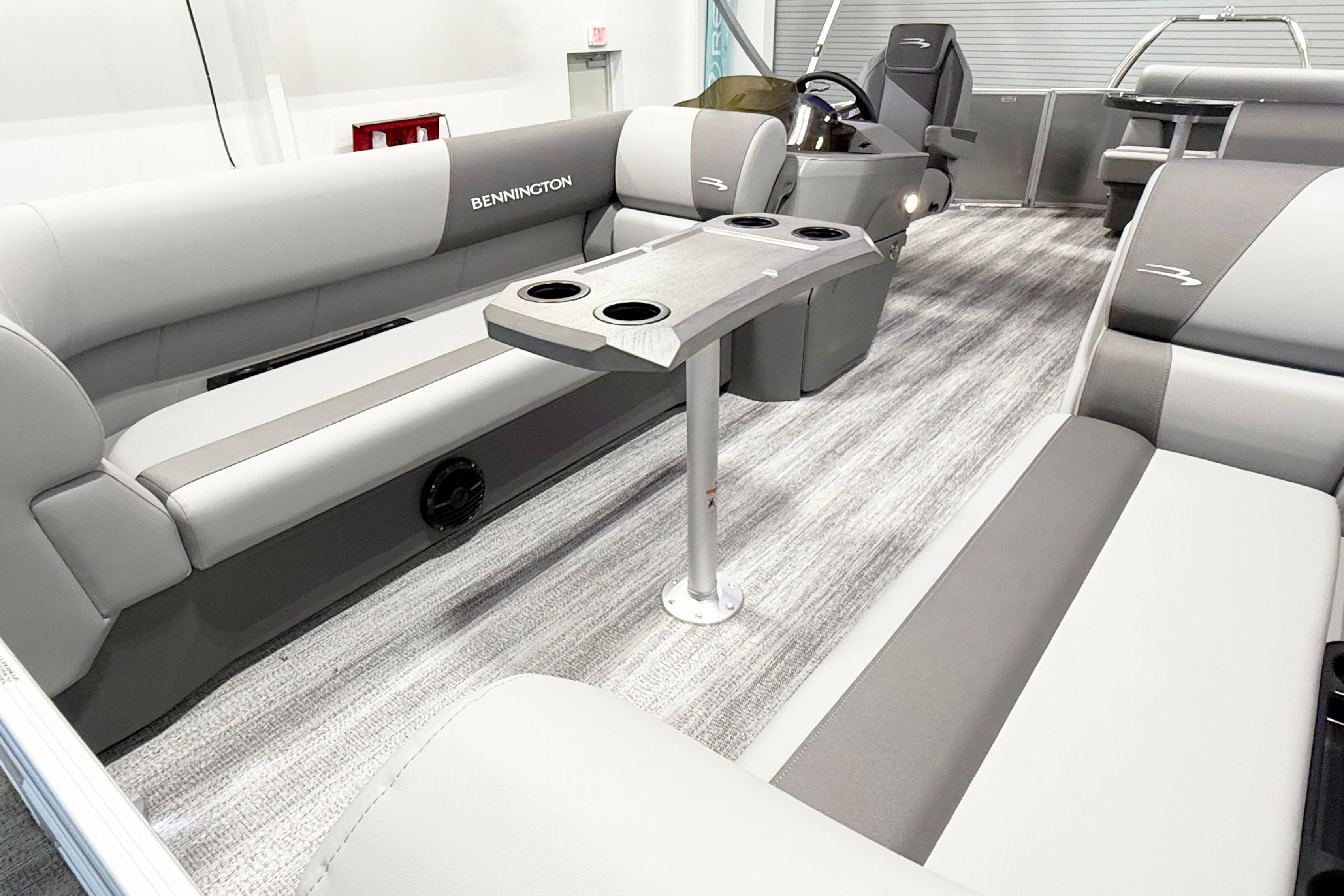 2025 Bennington 21S Cruise interior with plush seating and modern design.