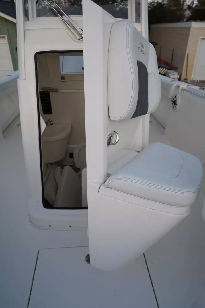 2022 Cobia 262 - Image 22