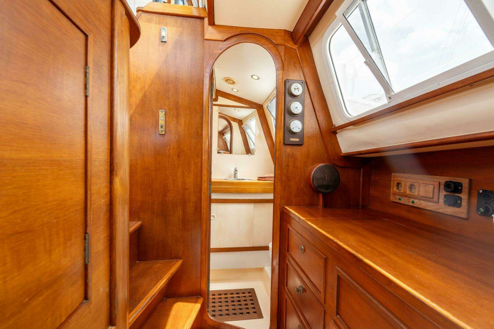 1994 Catalac 11 meter - Image 12