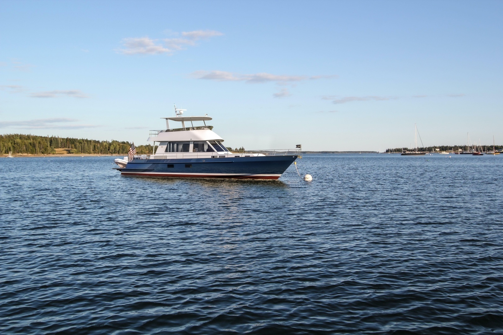 2027 Hunt Yachts 56 Flybridge - Image 2