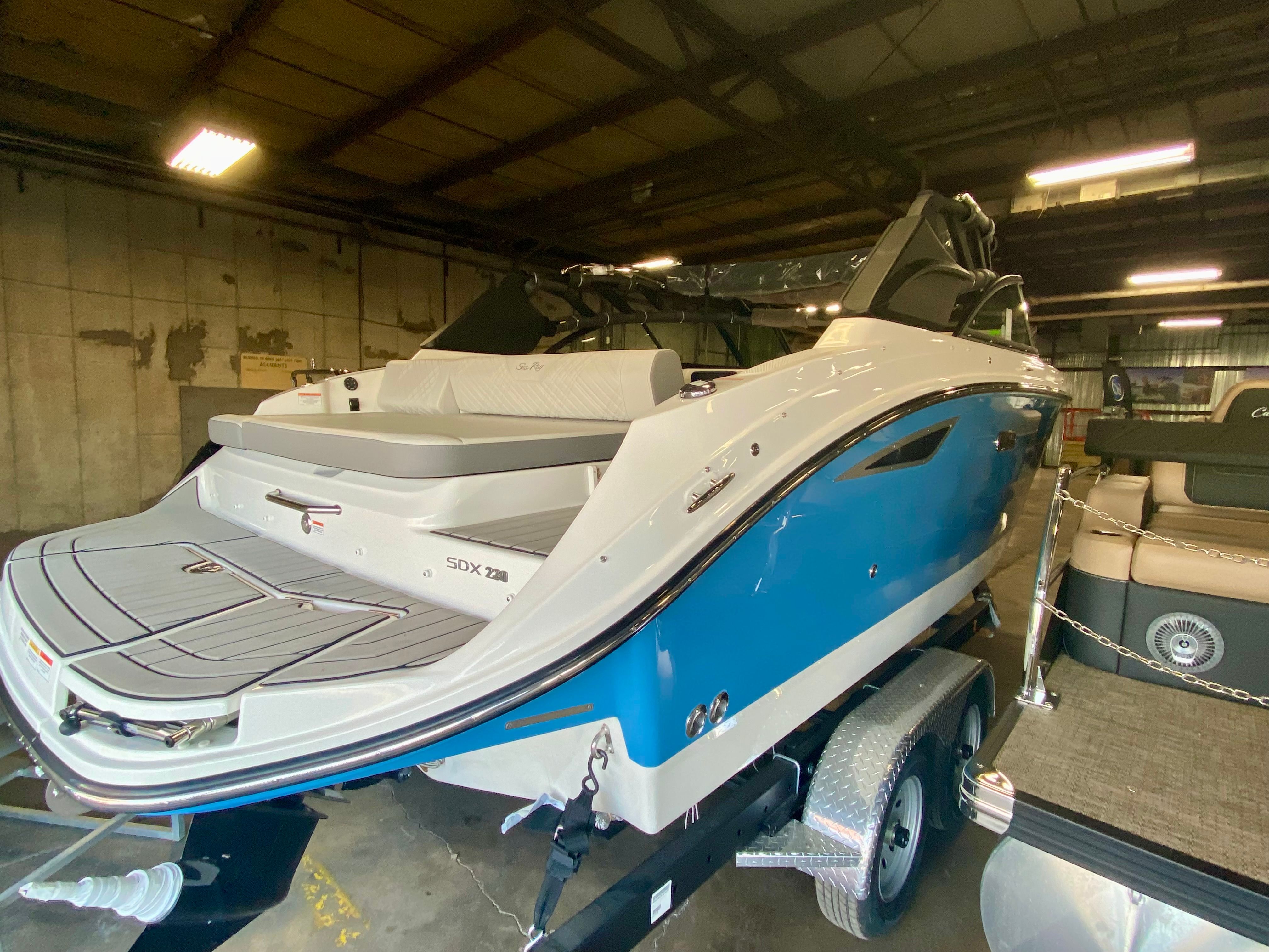 2026 Sea Ray SDX 230 - 4