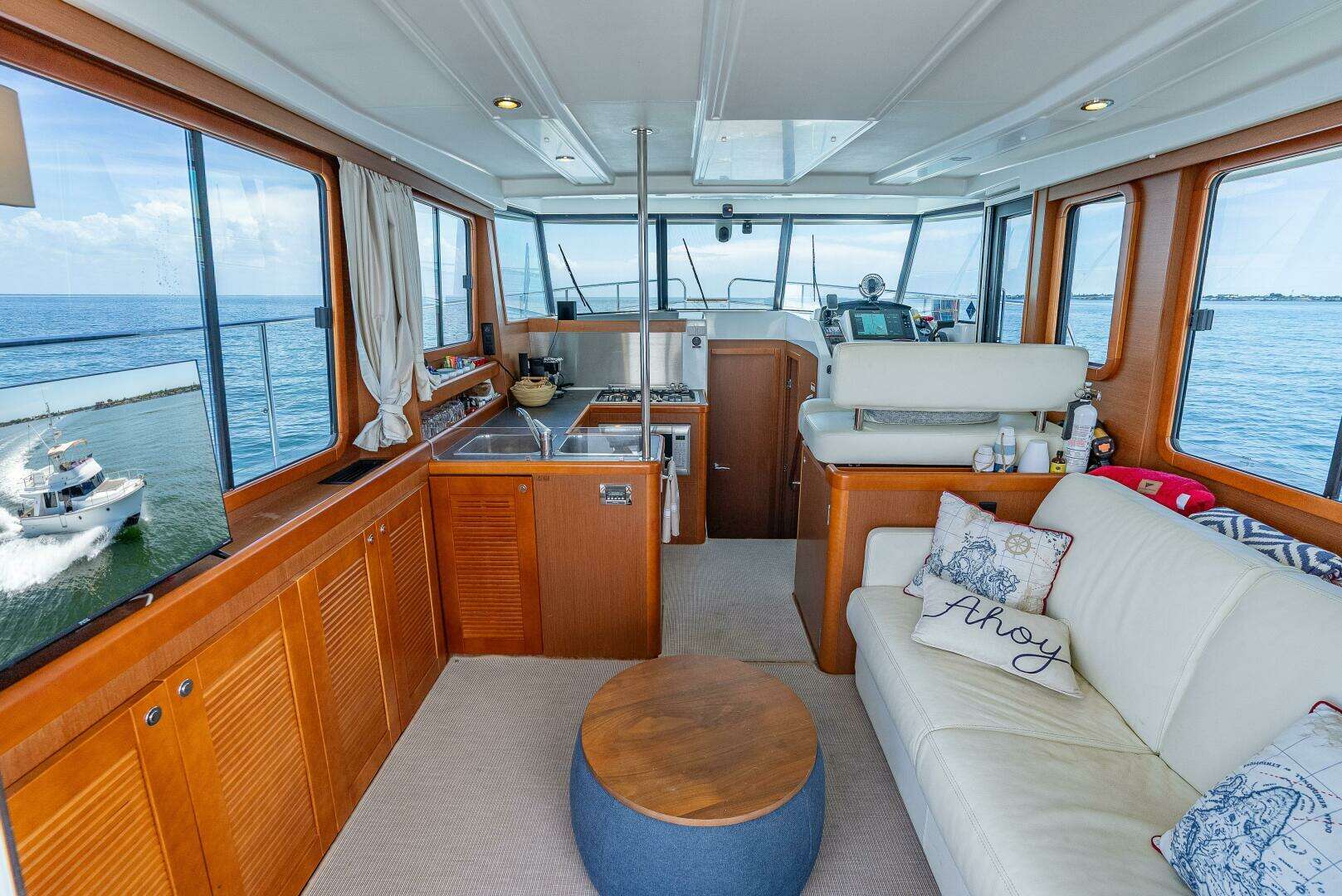 2015 Beneteau Swift Trawler 34 - Image 47