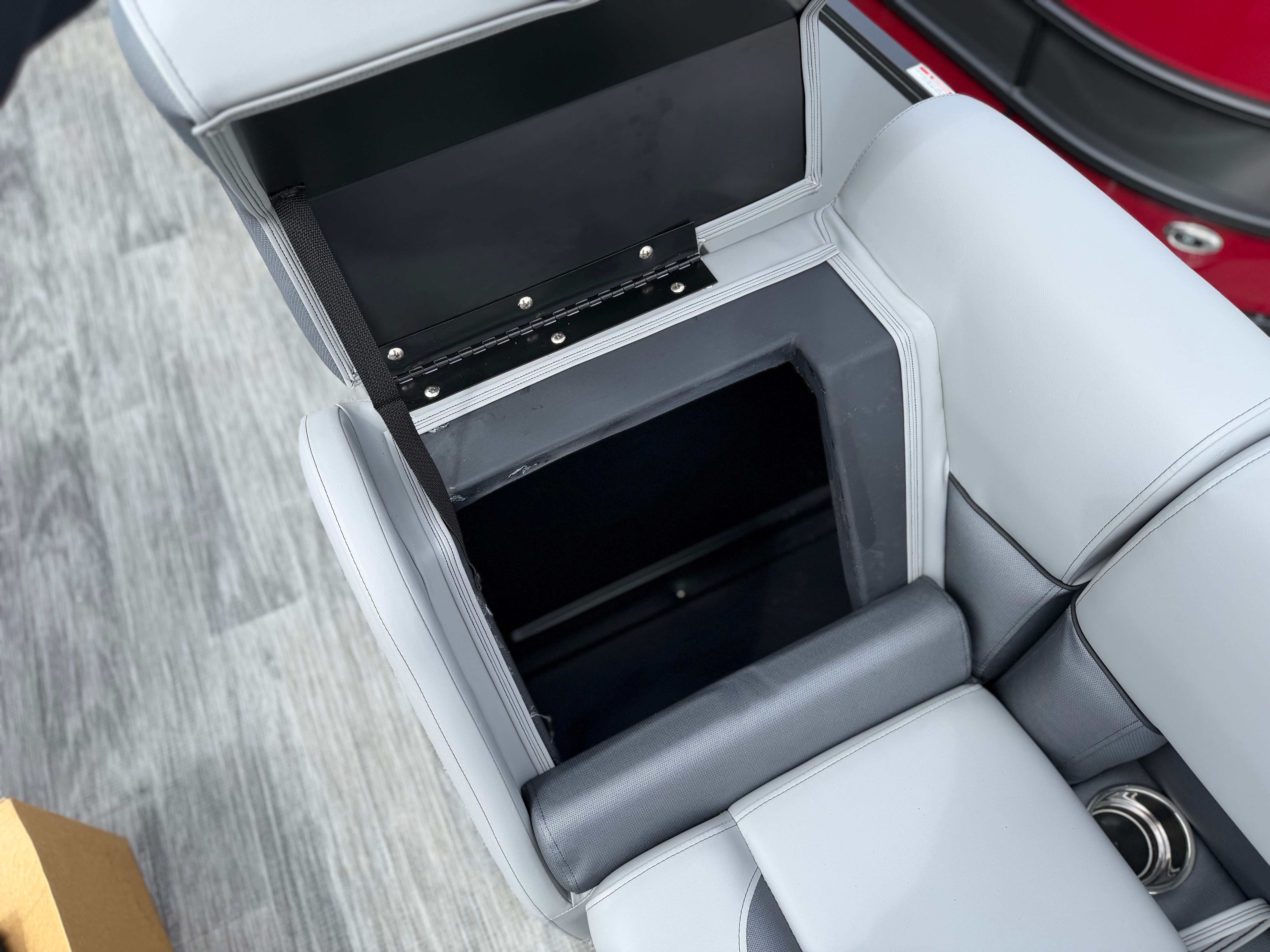 2026 Bentley Pontoons LE 200 CW - 6
