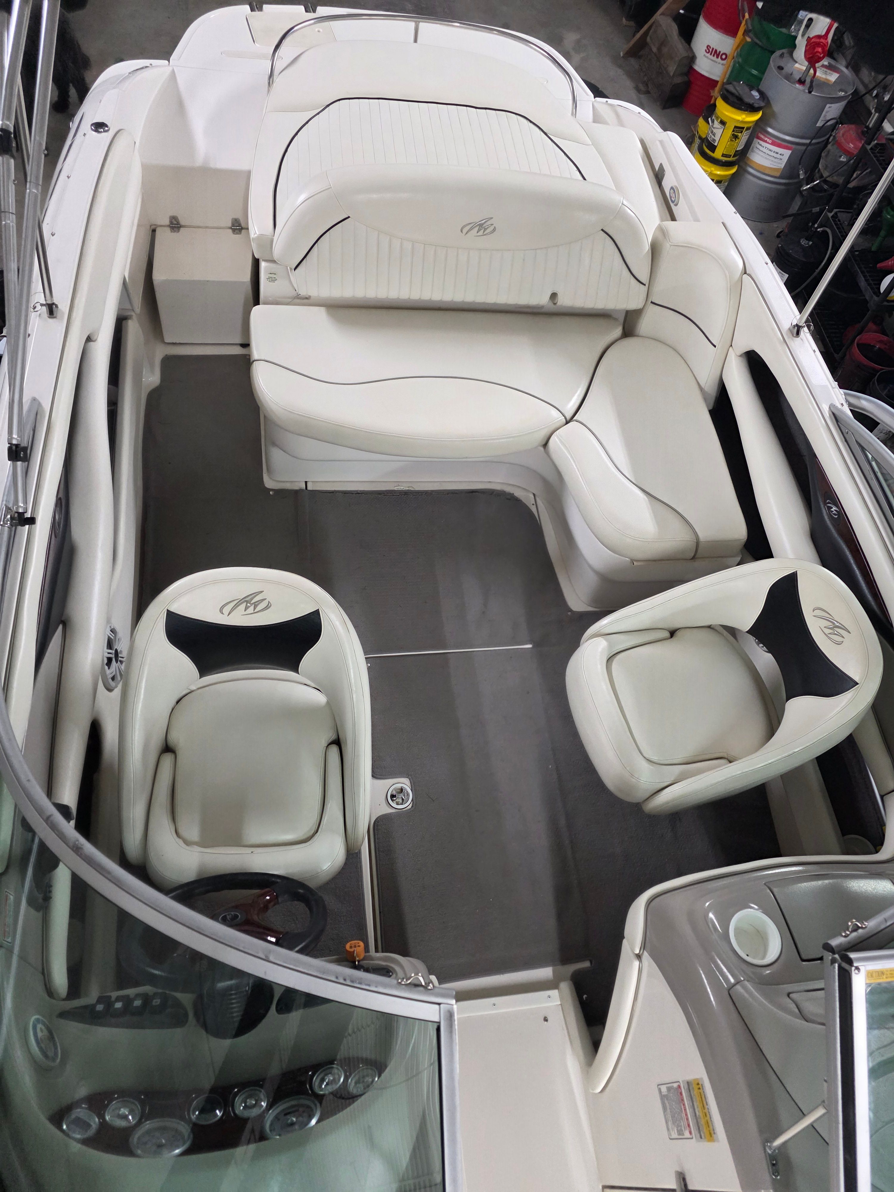 Interior of a 2004 Monterey 228SI Montura Bowrider boat.