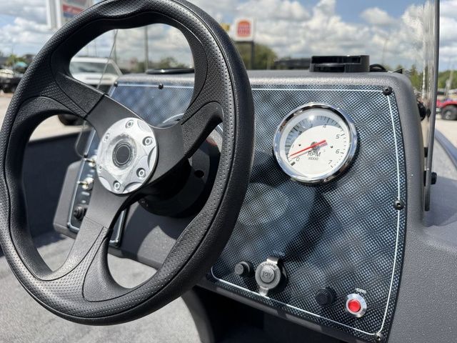 2026 Tracker Bass Tracker Classic XL - 15