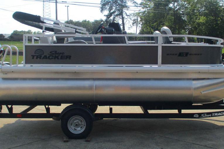 2026 Sun Tracker Bass Buggy 16 XL Select
