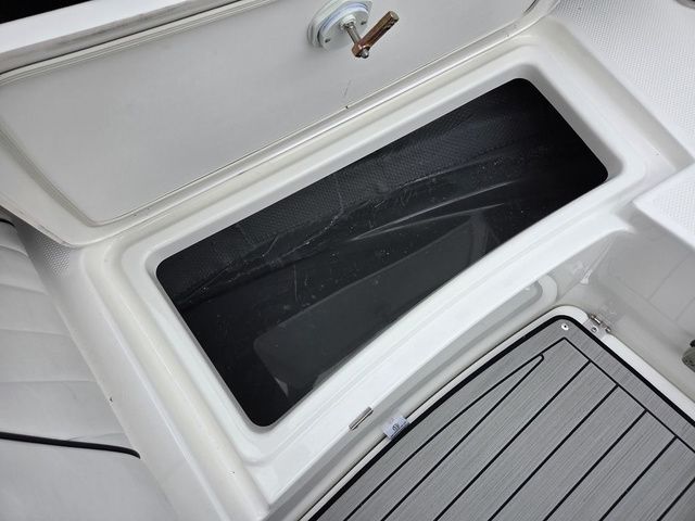 2026 Yamaha Boats 255 FSH Sport E - 40