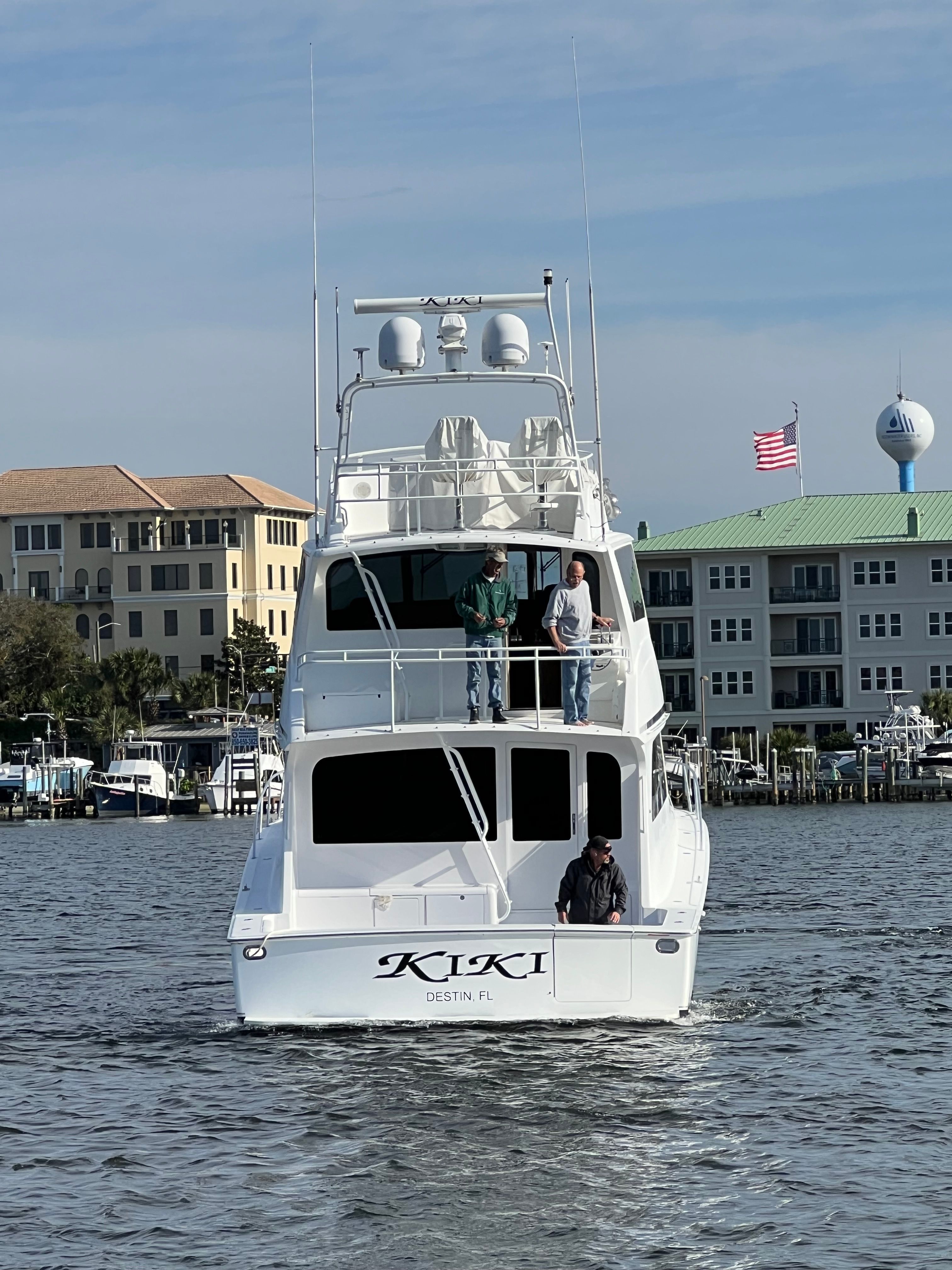 2002 Viking 61 Enclosed Bridge - 24