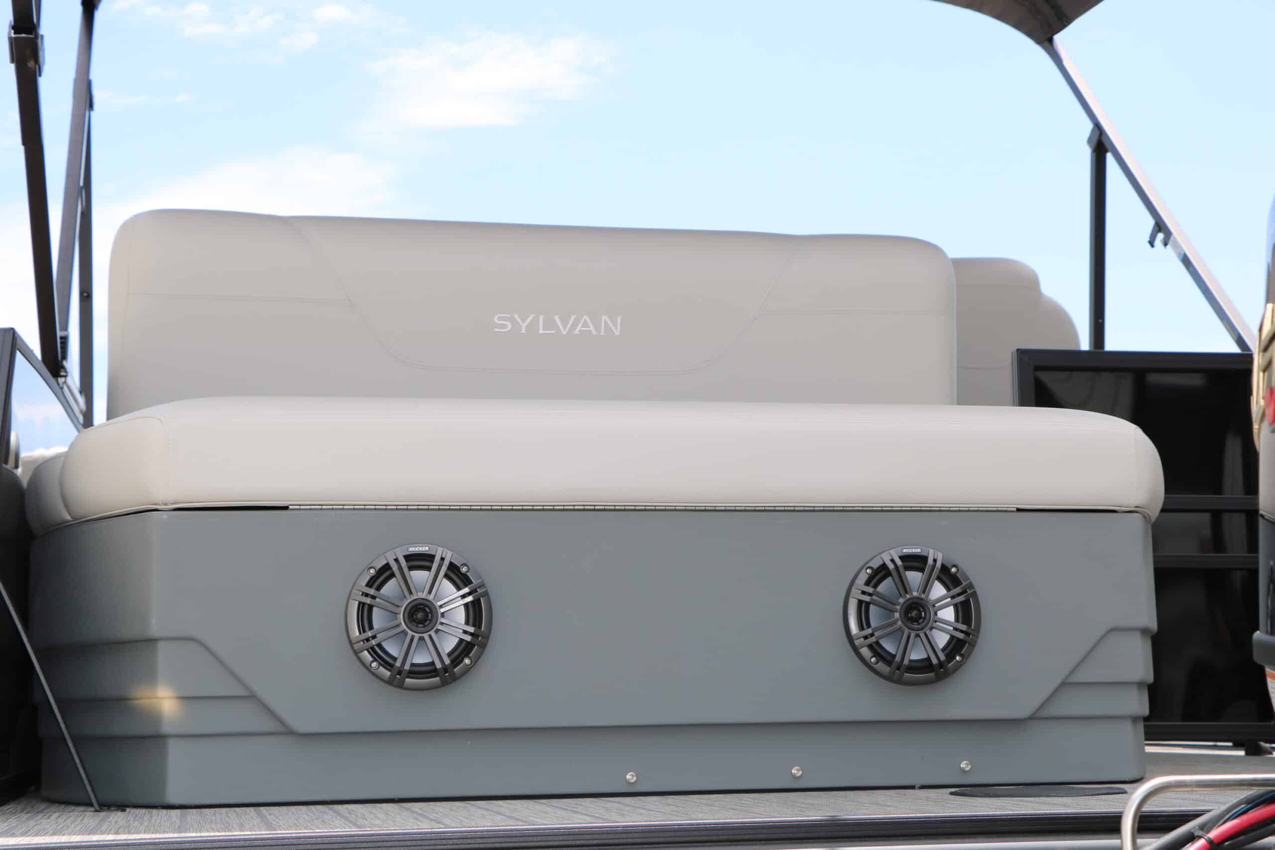2026 Sylvan Mirage 820 CLZ DH Premium Pontoon Includes Custom Trailer - 18