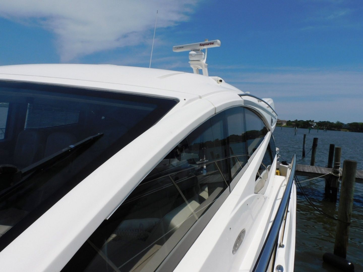 2019 Sea Ray 550L - Image 9