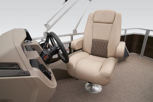2025 Sun Tracker Sportfish 24 XP3 - 32