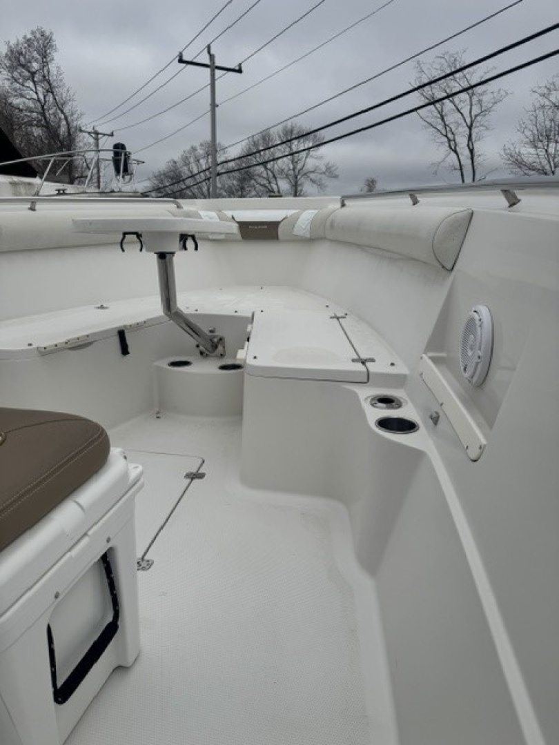 2013 Sailfish 290 CC - Image 16