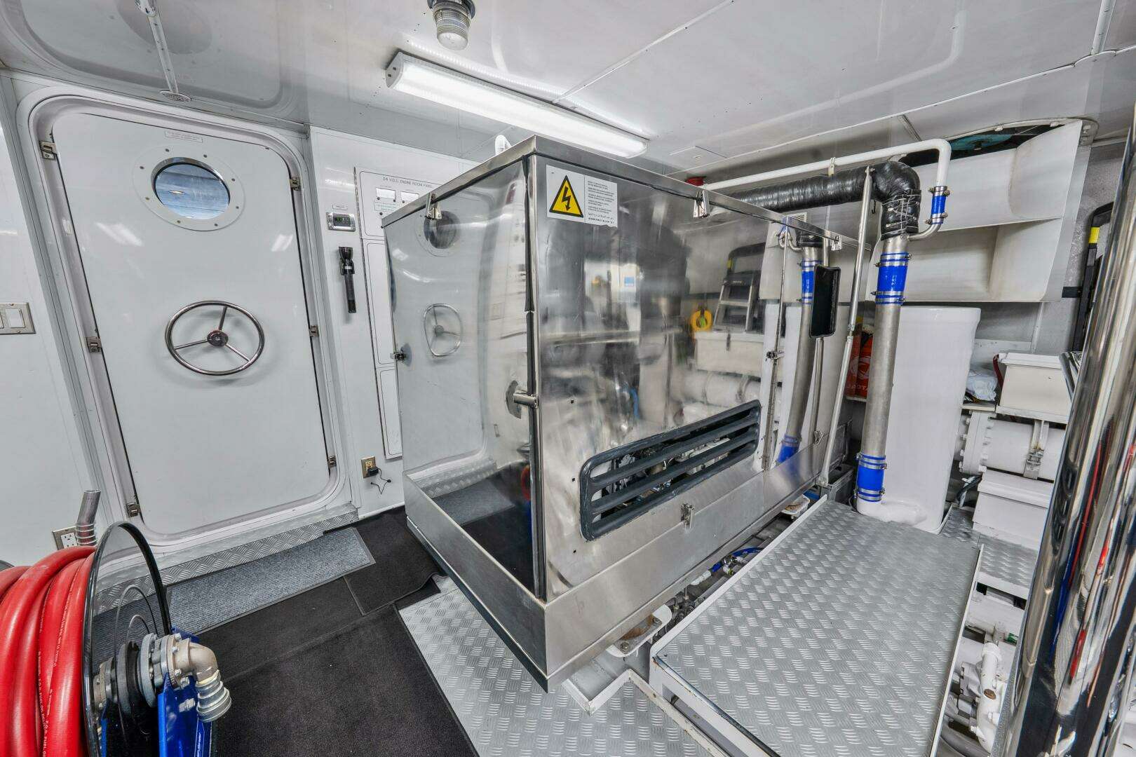 2005 Trinity Yachts Tri-Deck - Image 69