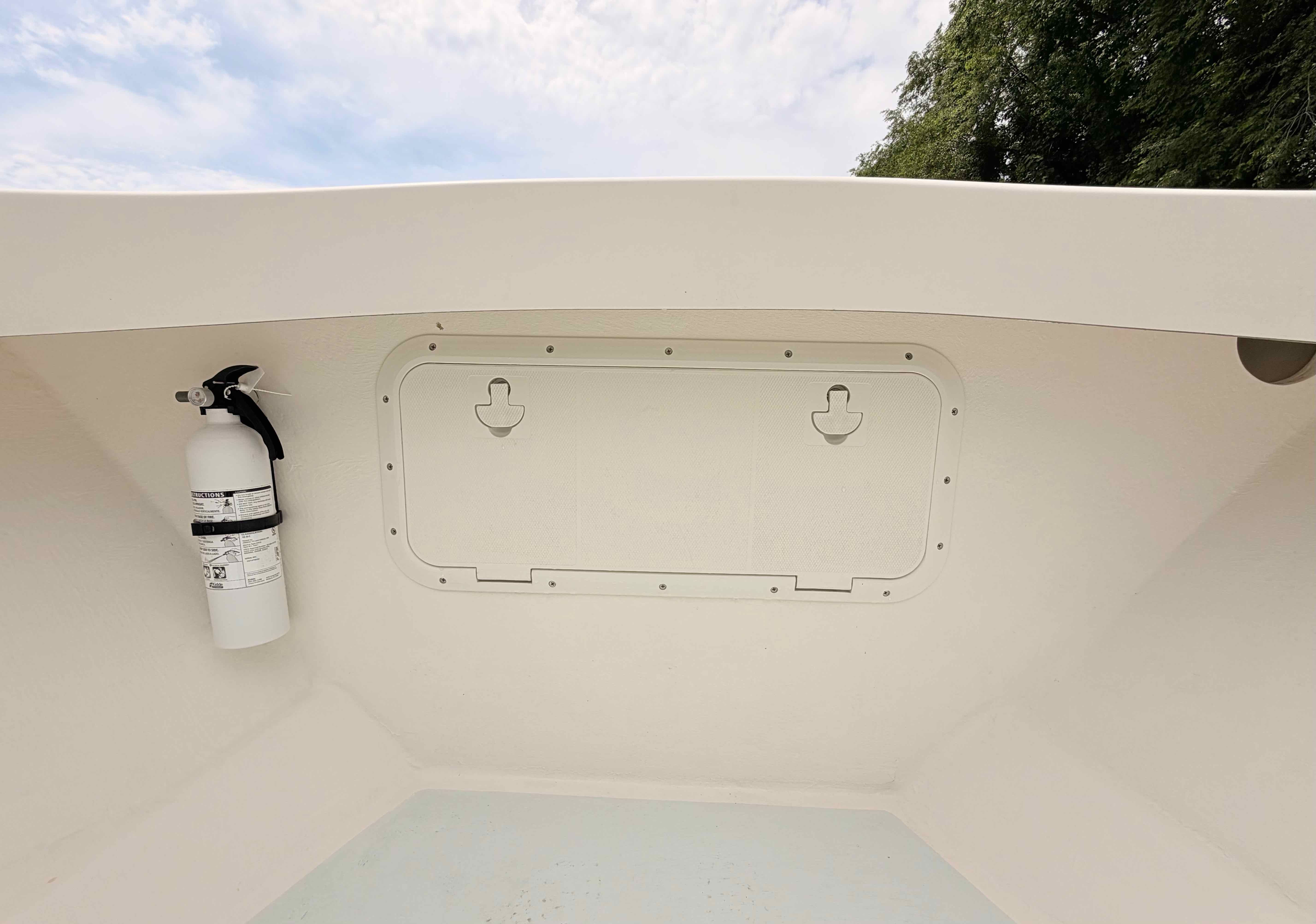 2016 Surfside 21 Center Console - 28
