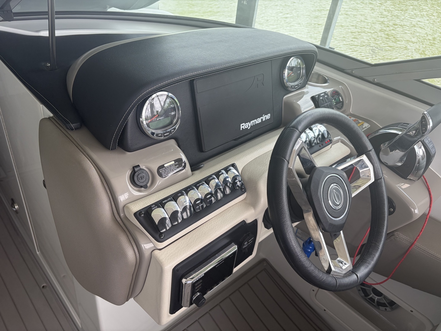 2018 Crownline Eclipse E30 - Image 78