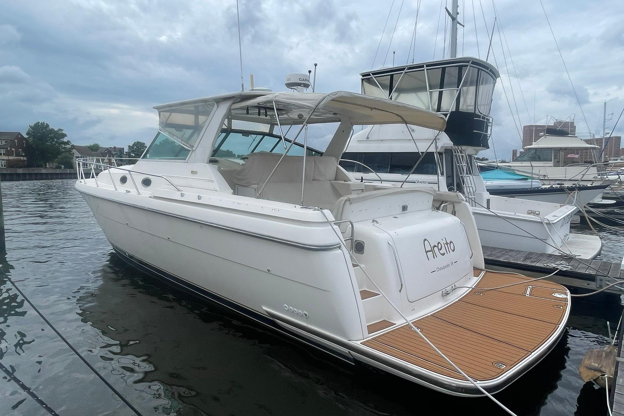 1995 Tiara Yachts 4000 Express