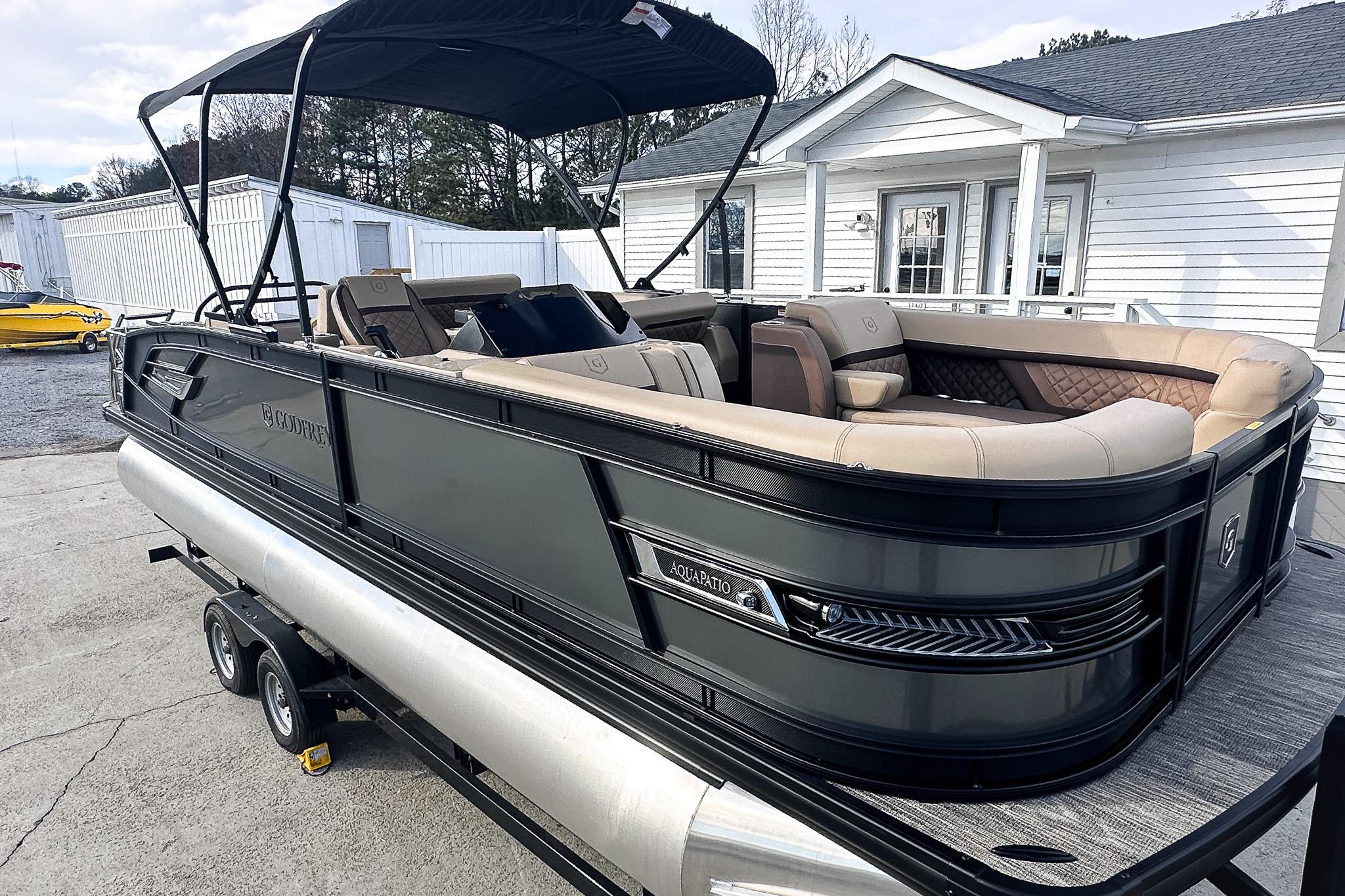 2025 Godfrey AquaPatio 25' Flip Lounge Tritoon - 255 SFL