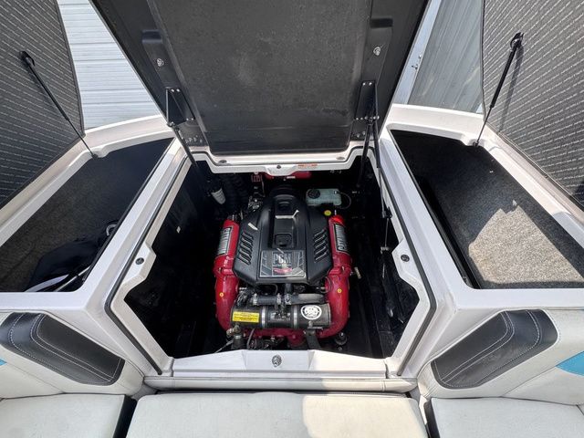 2015 Nautique G23 - 15