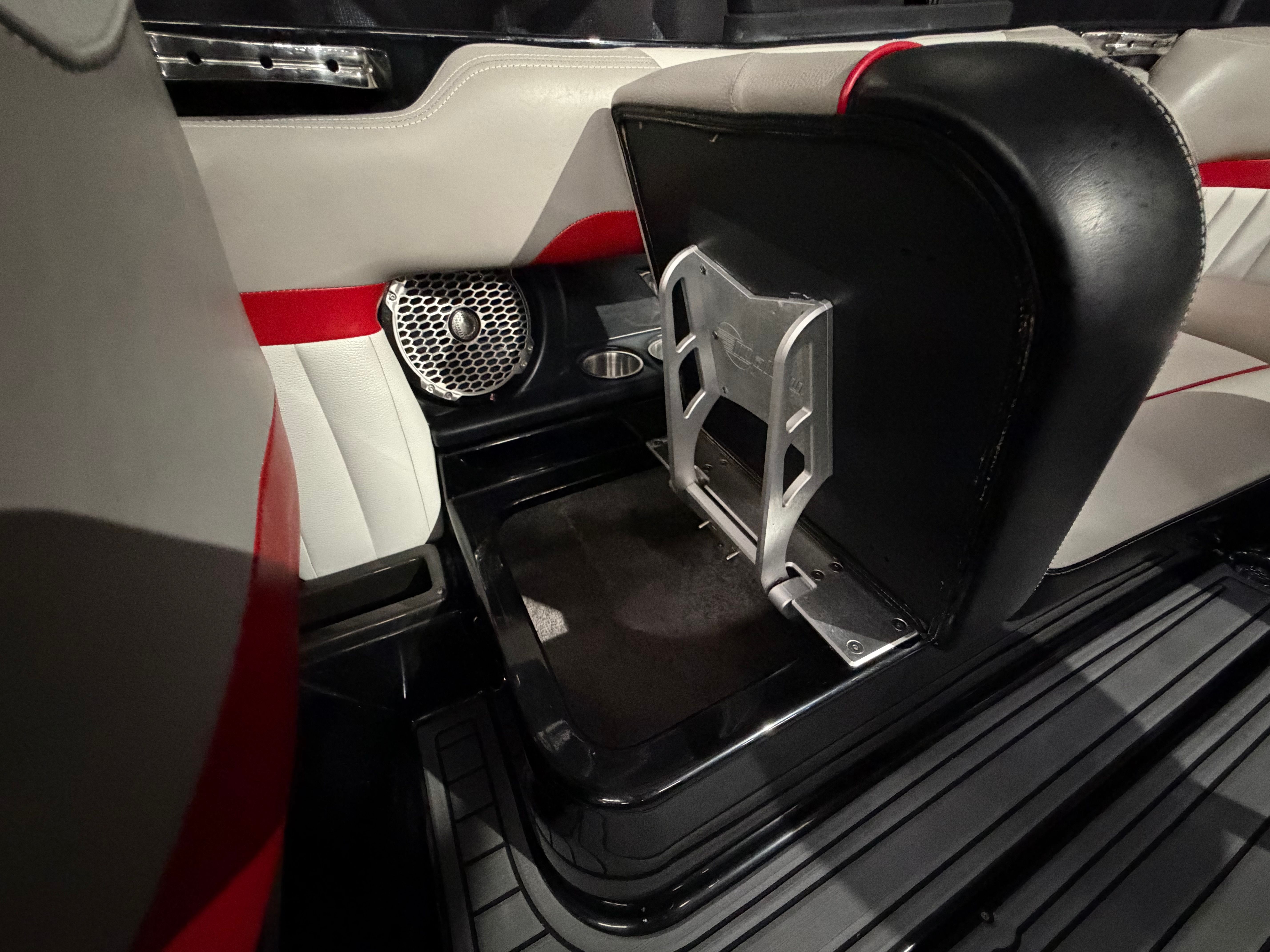 2014 Malibu Wakesetter 24 MXZ - 29