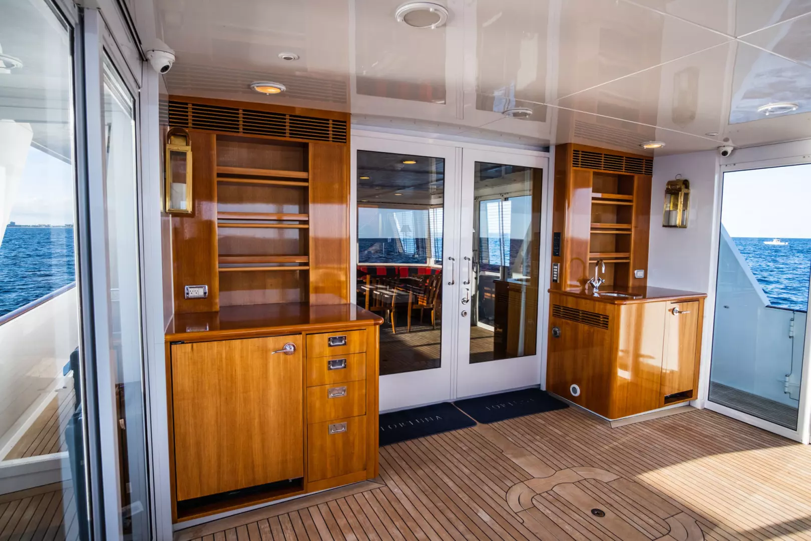 1999 Palmer Johnson Motor Yacht - Image 46