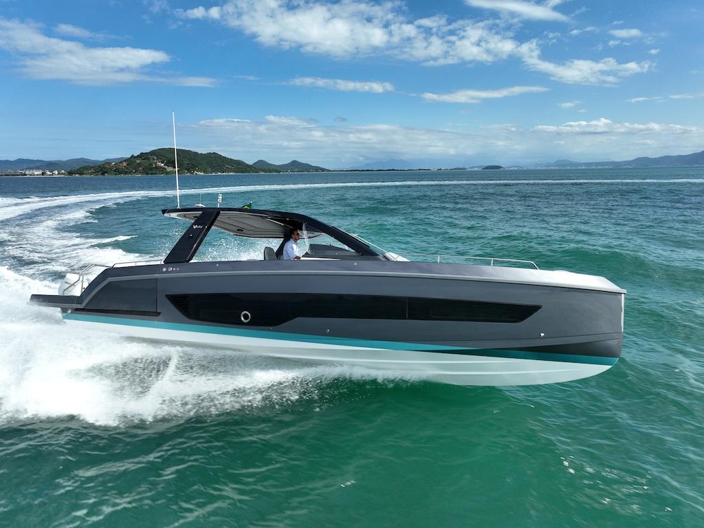 2027 Schaefer V44