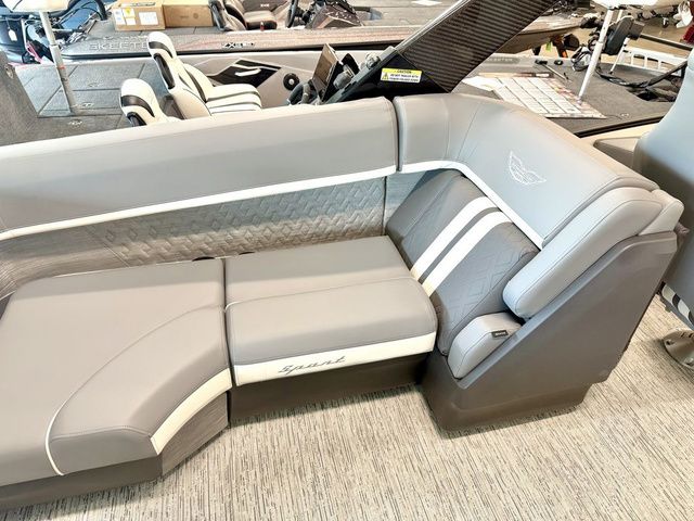 2026 Bennington M Quad Bench 24 MFB - 12