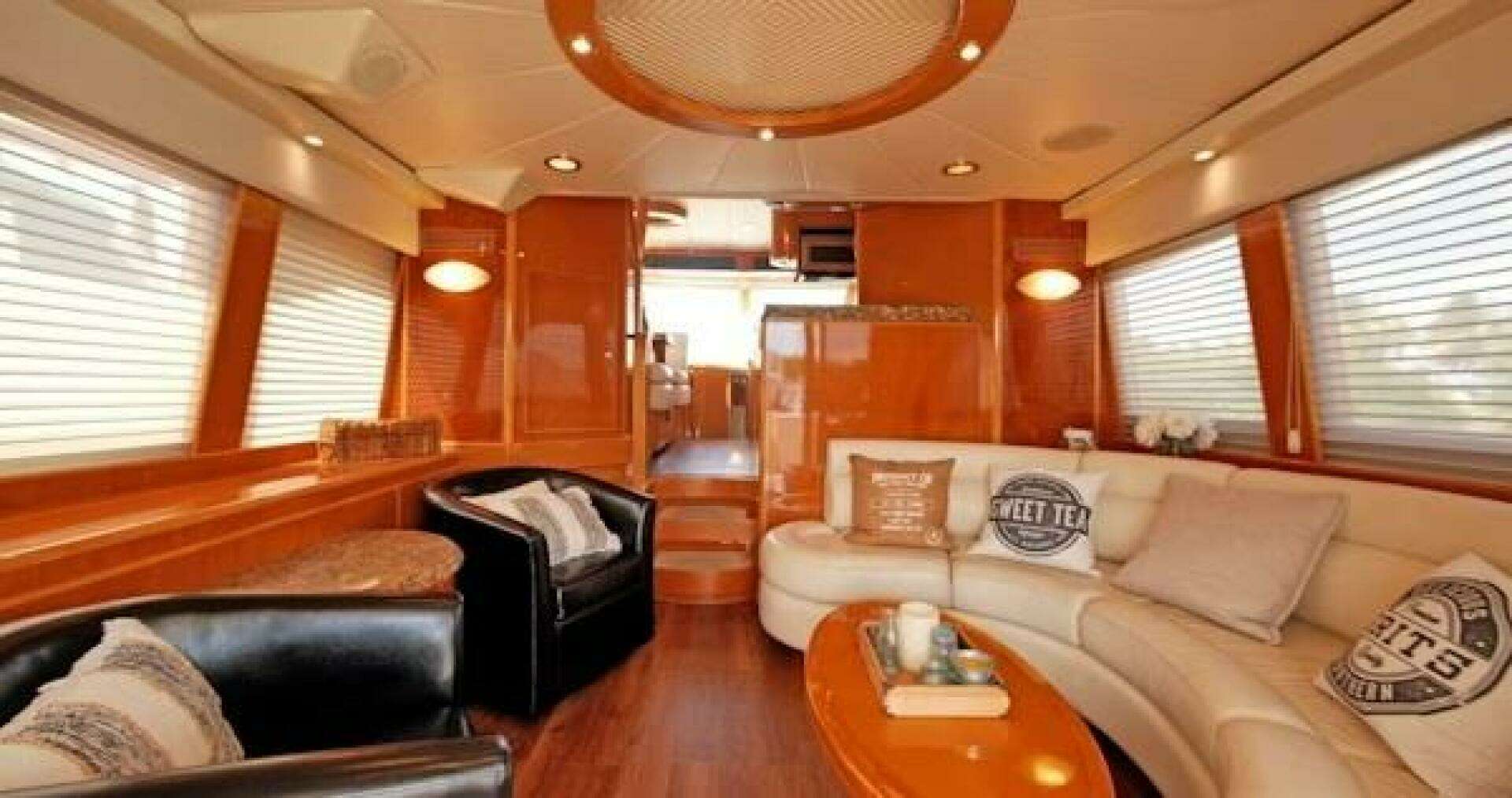2004 McKinna Pilothouse - Image 20