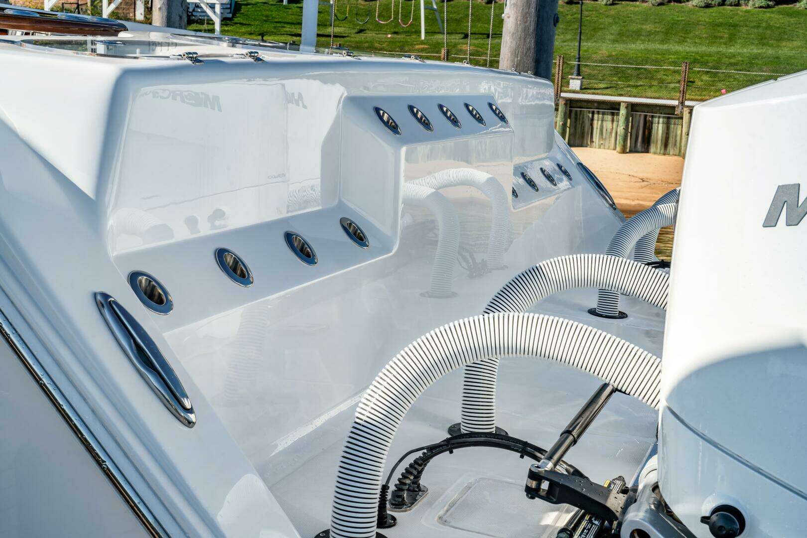2025 Front Runner 43 Catamaran - Image 17