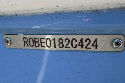 2024 Robalo R207 Dual Console boat identification plate with serial number.