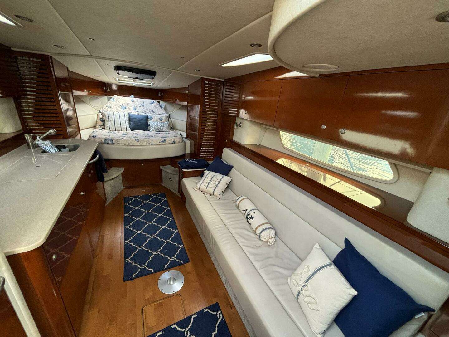 2009 Sea Ray SUNDANCER 350 - Image 28