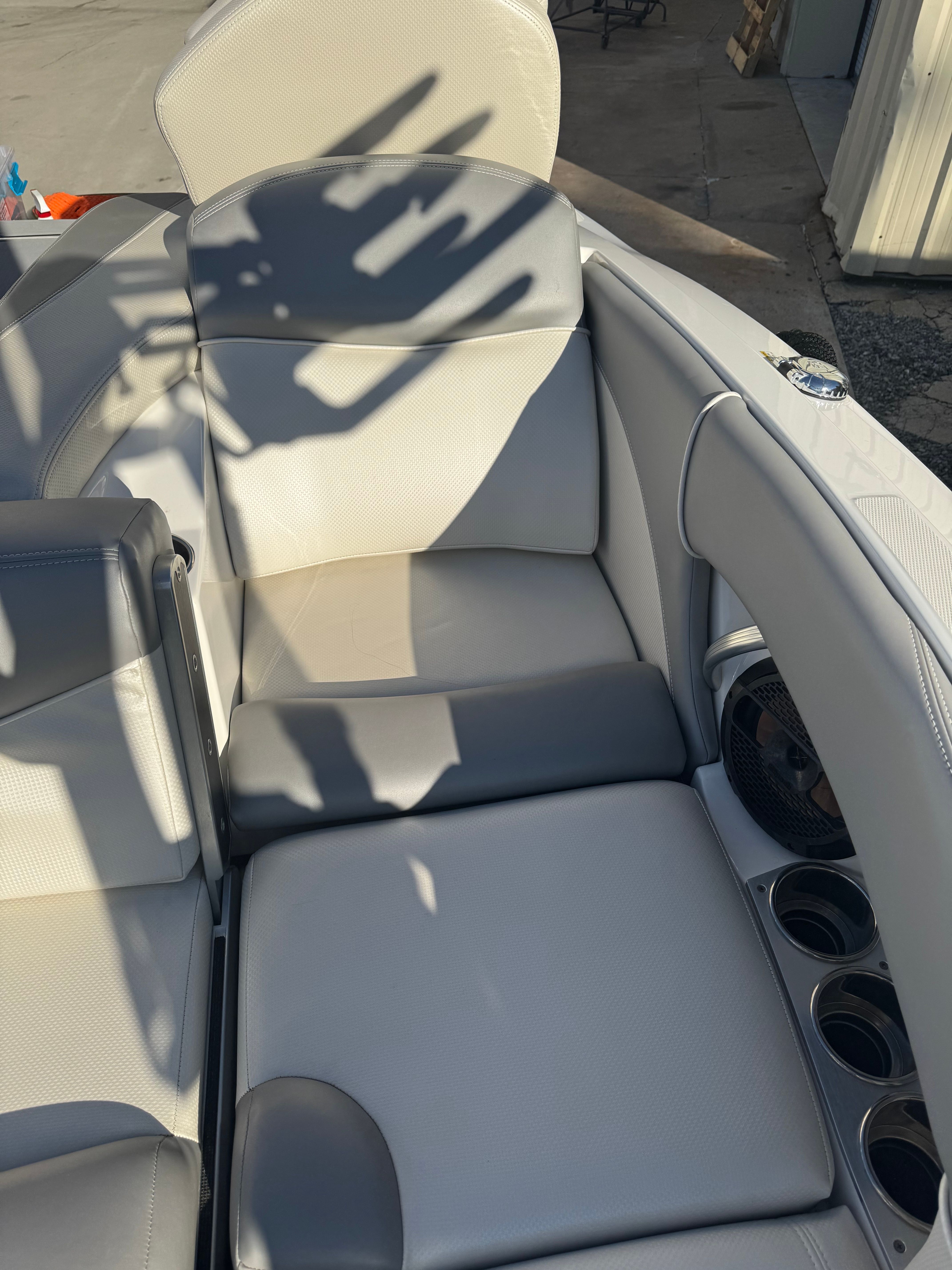 2018 MasterCraft X46 - 19