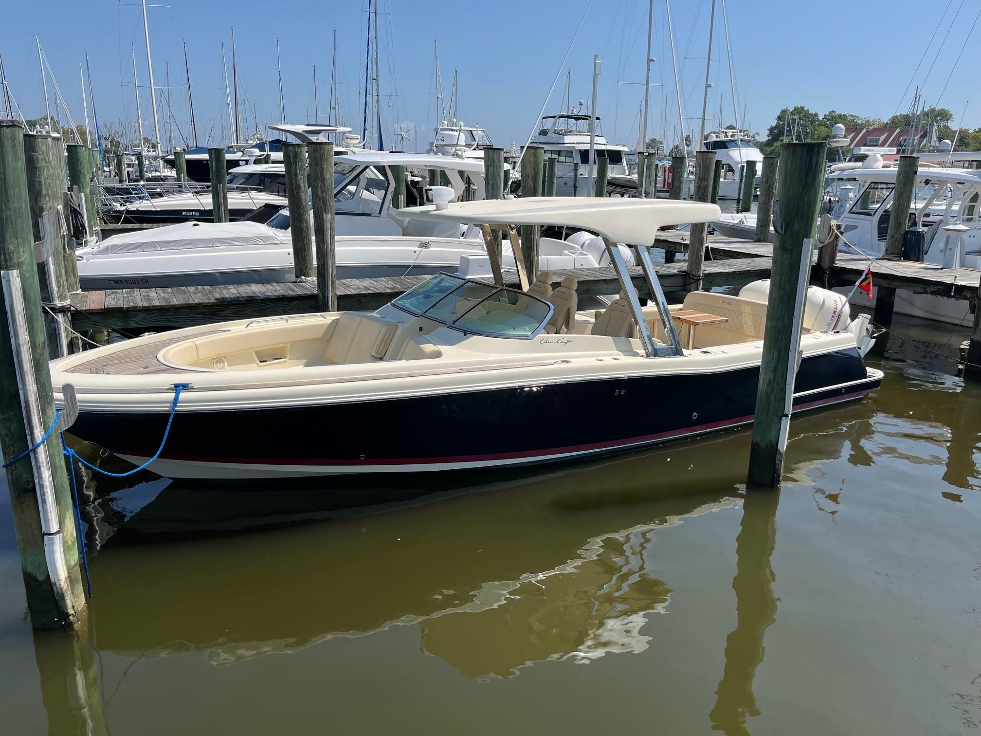 2019 Chris-Craft Calypso 30