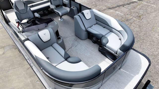 2026 Tahoe LTZ - 23 FT Versatile Rear Lounger - 5
