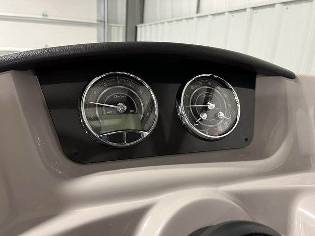 2025 BARLETTA BOATS Aria A22CC - 16