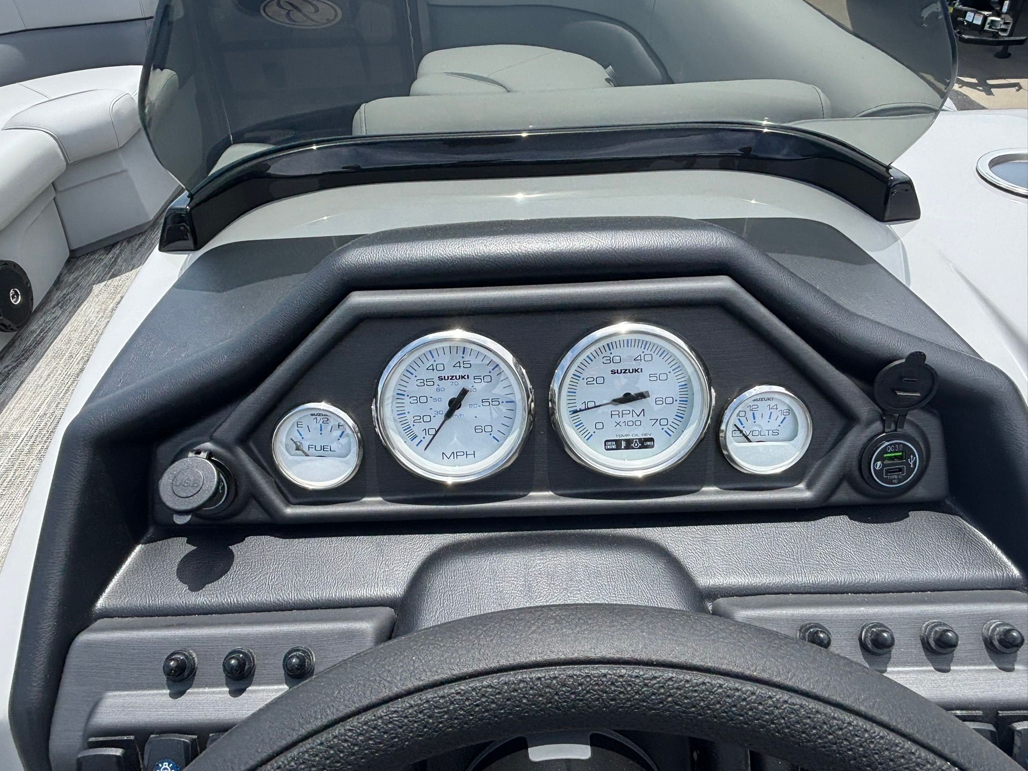 2027 Bentley Pontoons 223 LEGACY QSB - 36