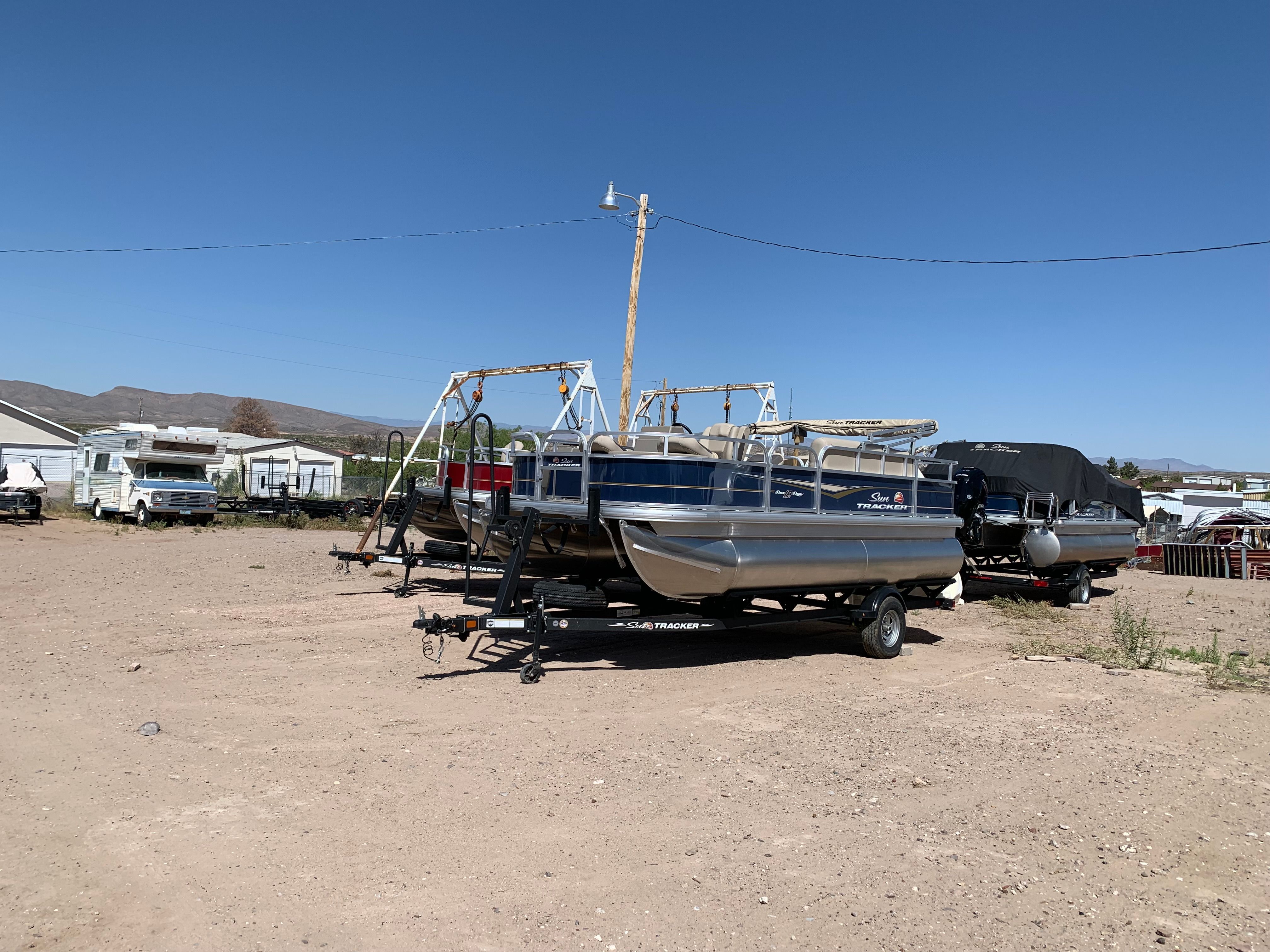 2024 Sun Tracker Bass Buggy 18 DLX - 8