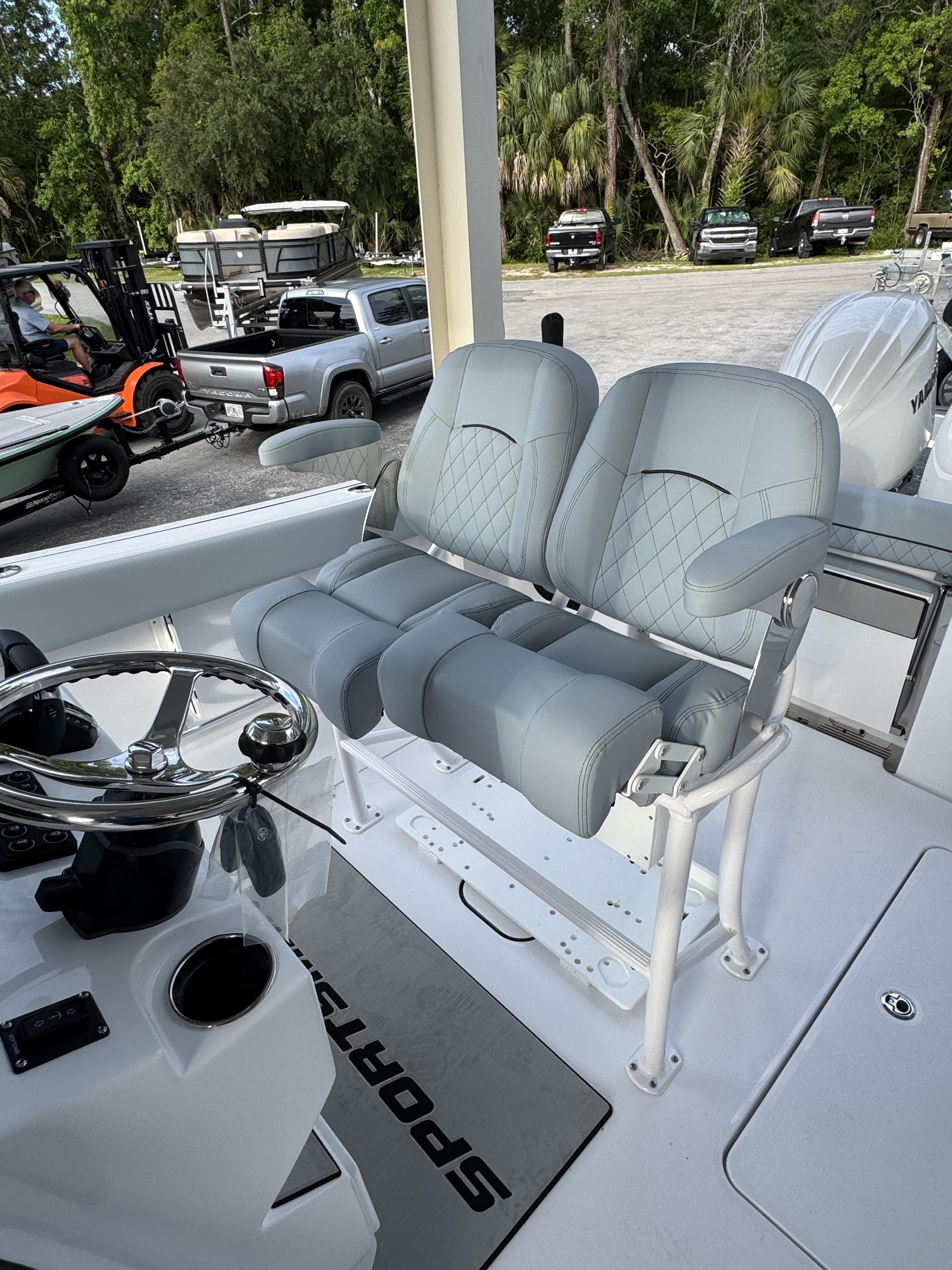 2026 Sportsman Open 252 Center Console - 36
