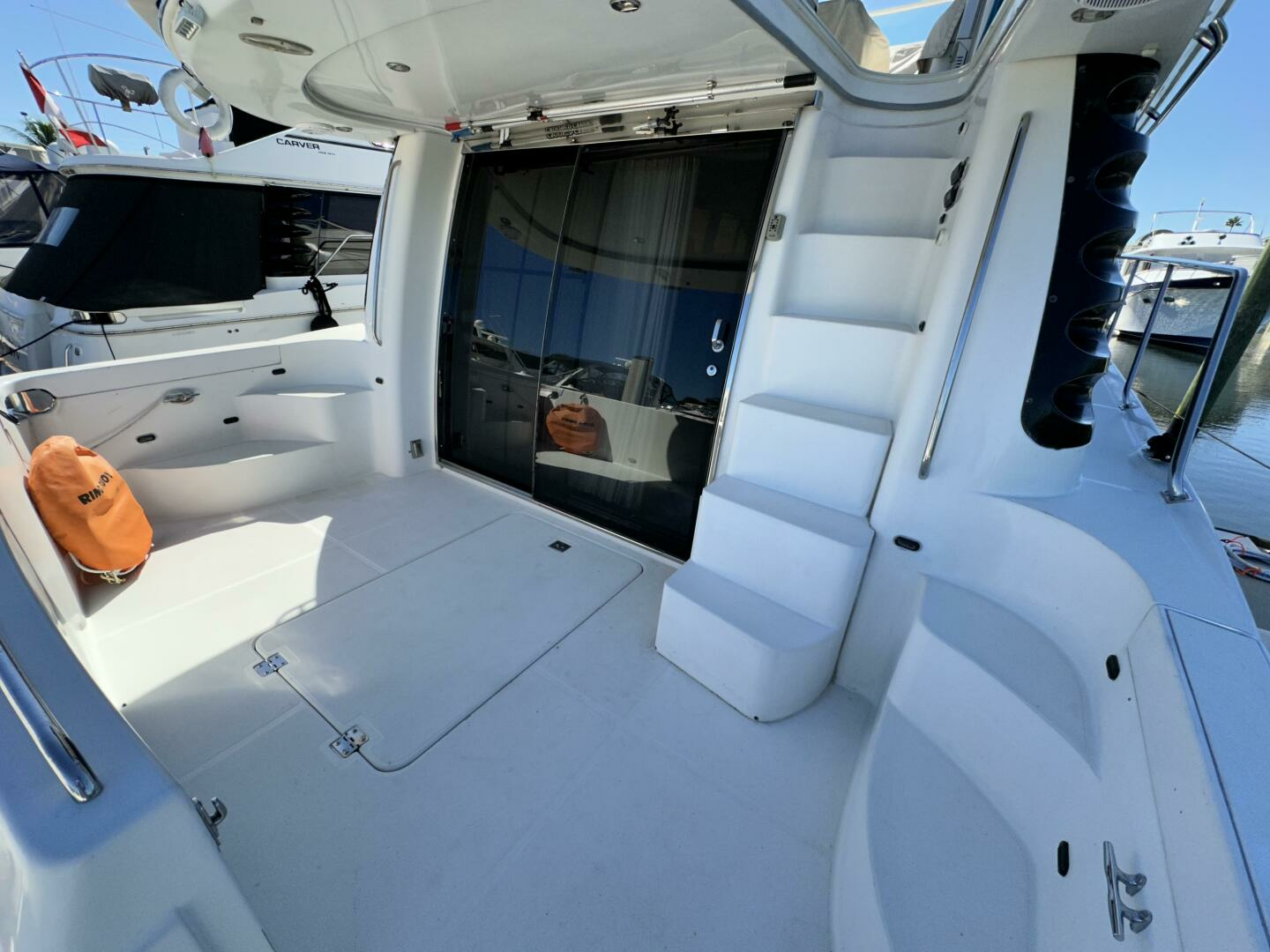 1999 Carver 450 Pilothouse - Image 18