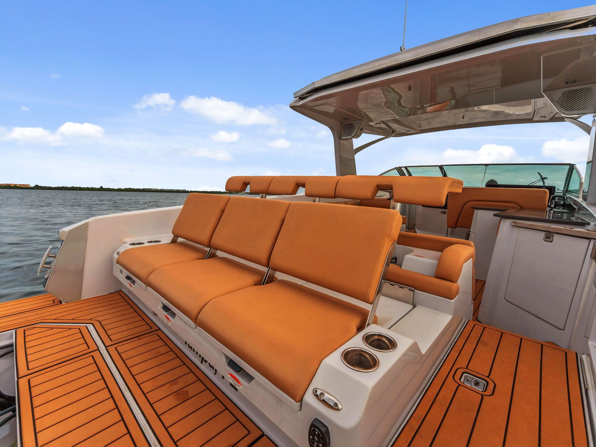 2021 Aviara AV36 OB - 17