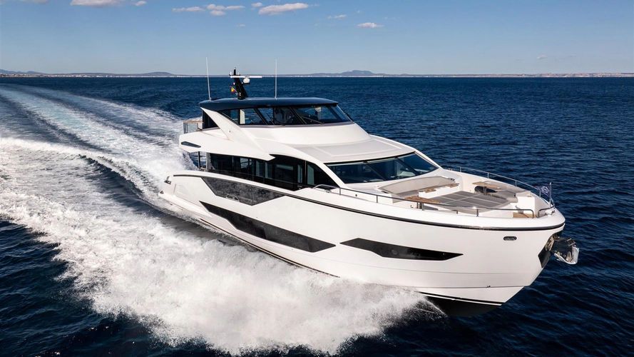 2026 Sunseeker 90 Ocean Enclosed